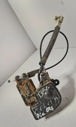 Toyota Corolla E120 E130 Loading door lock 1015283000