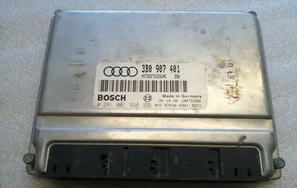 Volkswagen PASSAT B5 Engine control unit/module 3B0907401 28RTE288 0281001938