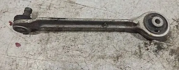 Volkswagen PASSAT B5 Front control arm 8D0407507E