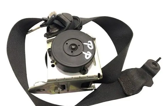 Mercedes-Benz R W251 Front seatbelt