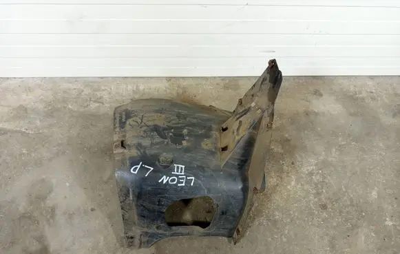 Seat Leon (5F) Front wheel arch liner splash guards 5F0854815