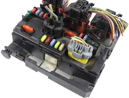 Citroen C3 Fuse module 9667199680