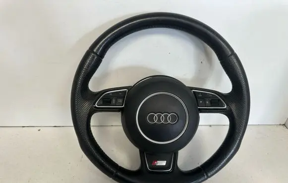 Audi Q3 8U Steering wheel 8U0419091R