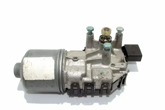 Volkswagen PASSAT B5.5 Wiper motor