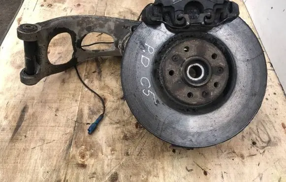 Citroen C5 Front wheel hub spindle knuckle