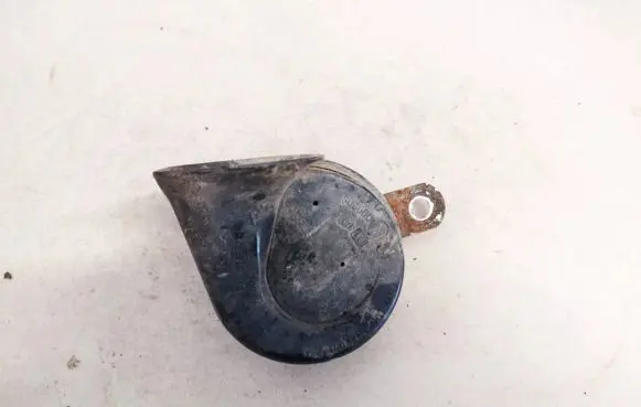 Mercedes-Benz E W210 Horn signal e1000209