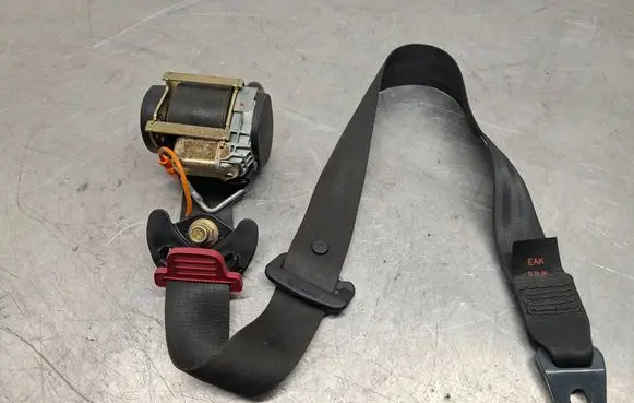 Peugeot 307 Front seatbelt 96612288XX