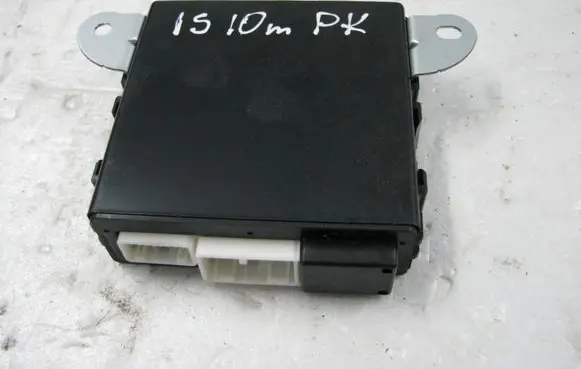 Lexus IS 220D-250-350 Wing mirror control module 8943053060