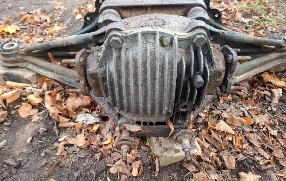 Jaguar XJ X308 Rear differential