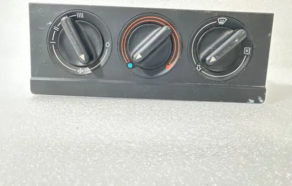 Audi 80 90 S2 B4 Climate control unit 893959511