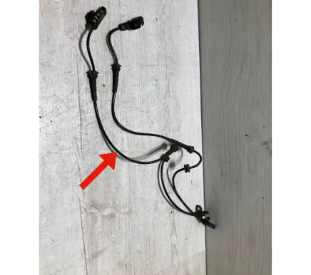 Renault Clio V ABS brake wheel speed sensor 479109572r