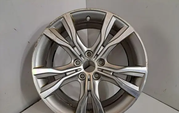 R18 alloy rim