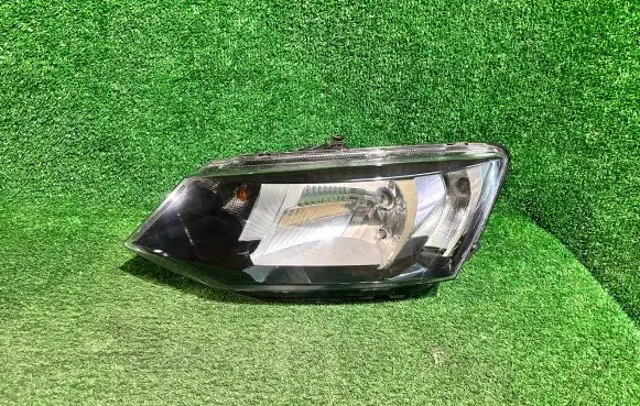 Skoda Fabia Mk3 (NJ) Headlight/headlamp 6V1941015