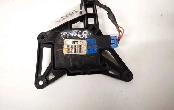 Hyundai Sonata Air flap motor/actuator d266dc4aa