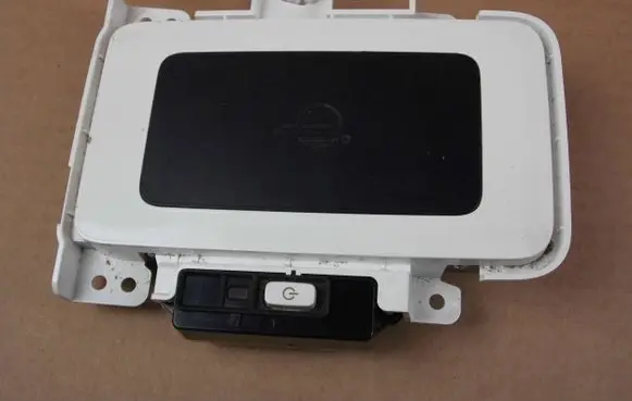 Toyota Prius (XW50) Wireless charging module 861C047010A0 861C047010