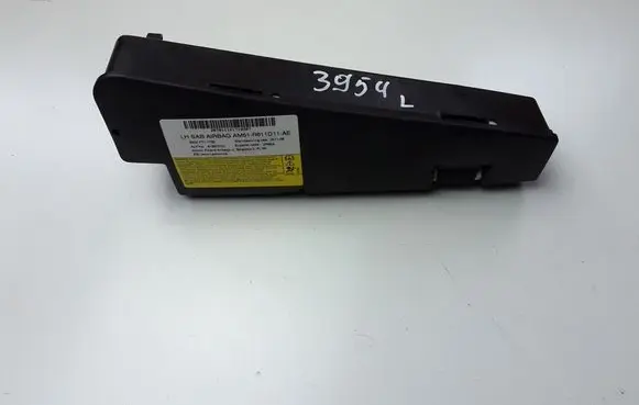 Ford Focus Seat airbag AM51R611D11AE