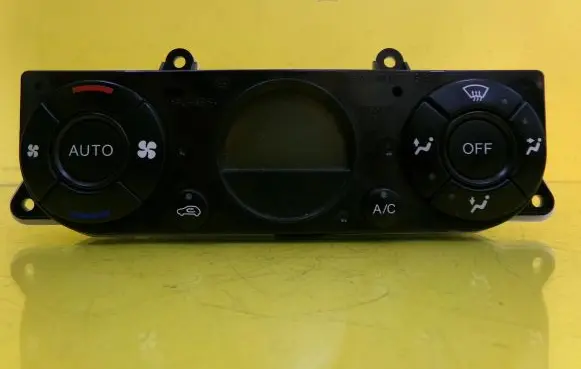 Ford Mondeo Mk III Climate control unit 1S7H18C612BB