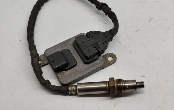 Mercedes-Benz GLC X253 C253 Lambda probe sensor A0009058411 0009058411