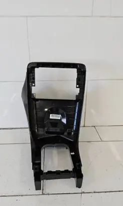 Volvo V60 Center console 31369117 BDK8B