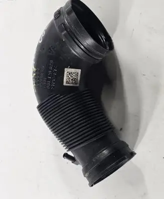 Audi A5 Air intake hose/pipe 06L129629