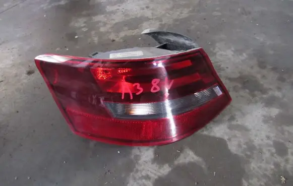 Audi A3 S3 8V Rear/tail lights 81040102 00015858 8V3945095C
