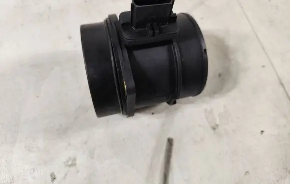 Jeep Cherokee Mass air flow meter 68151956AB 0281006340 73122832