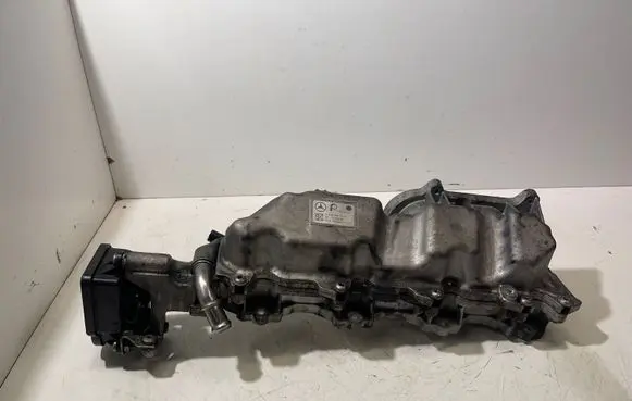 Mercedes-Benz B W245 Intake manifold A6400901537 70002927 0711400126