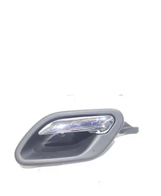 BMW 5 E39 Front door interior handle 8226049