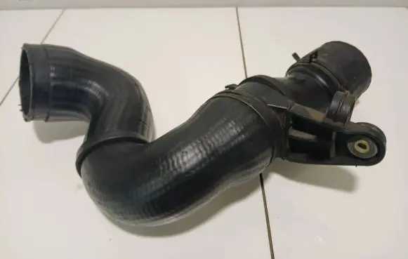 Volkswagen Golf IV Intercooler hose/pipe 06a145728 Pxo446200