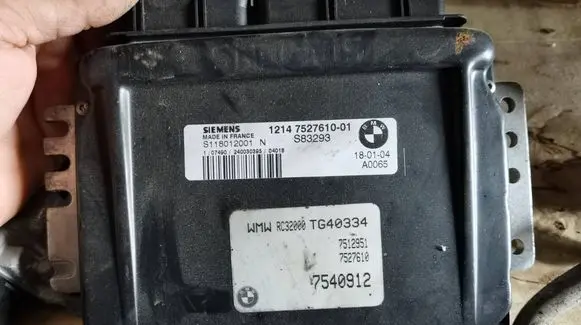 Mini One - Cooper R50 - 53 Engine control unit/module S118012001N 7527610 7540912