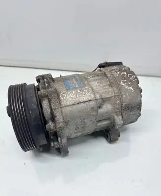Volkswagen Golf IV Air conditioning (A/C) compressor (pump) 1J0820803K