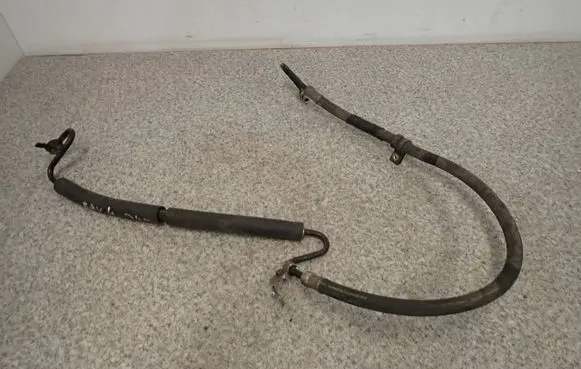 Toyota RAV 4 (XA20) Power steering hose/pipe/line 