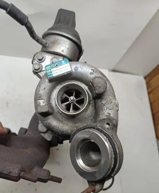 Volkswagen PASSAT B6 Turbo 03L253016F 25301 50148464