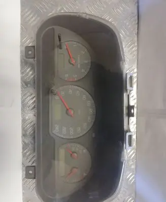 Volvo S40, V40 Speedometer (instrument cluster) 30857571H