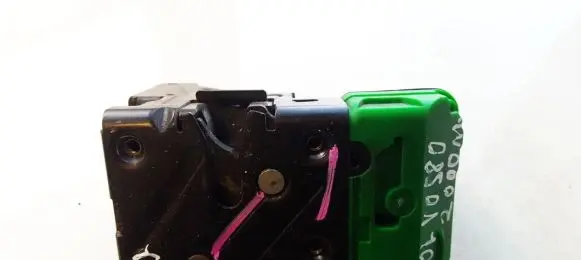 Volvo S80 Front door lock