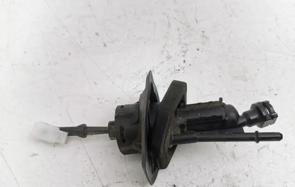 Volvo V50 Master brake cylinder