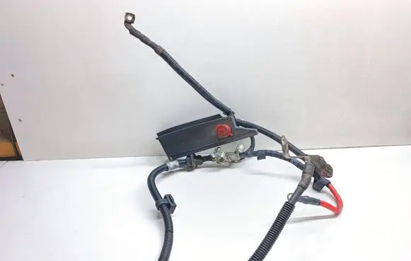 Positive cable (battery)