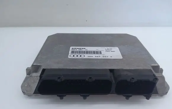 Audi A4 S4 B5 8D Engine control unit/module 3B0907557