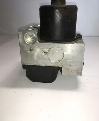 Lexus RX 300 ABS Pump 4451048010 1330004100
