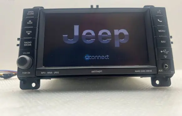Jeep Grand Cherokee Radio/GPS head unit trim P05064831AF