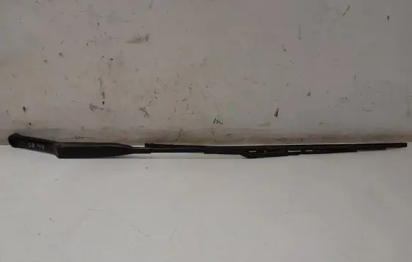 Audi A4 S4 B5 8D Front wiper blade arm 8D1955407A