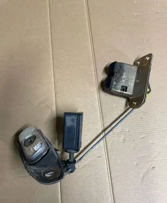 Volvo S40, V40 Tailgate/trunk/boot lock/catch/latch 