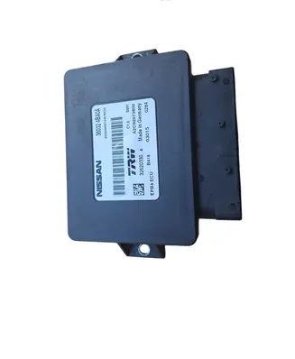 Nissan Qashqai Hand brake control module 360324BA0A