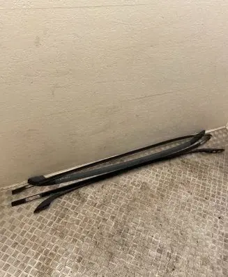 Volvo V50 Roof bar rail
