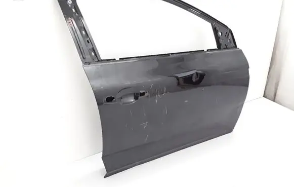 Door (2 Door Coupe)