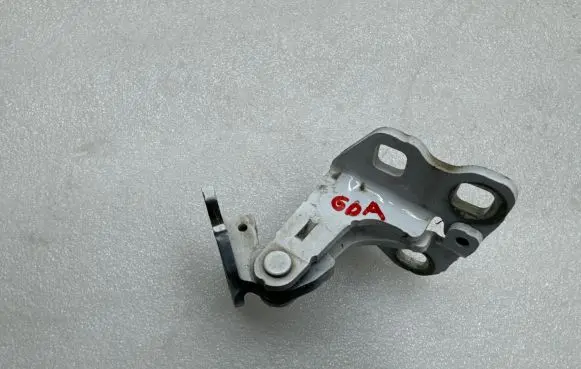 Tesla Model 3 Rear door lower hinge A046571