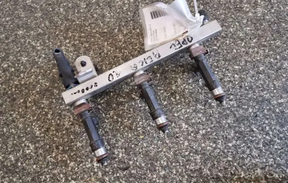 Opel Astra H Fuel injectors set 0280158501