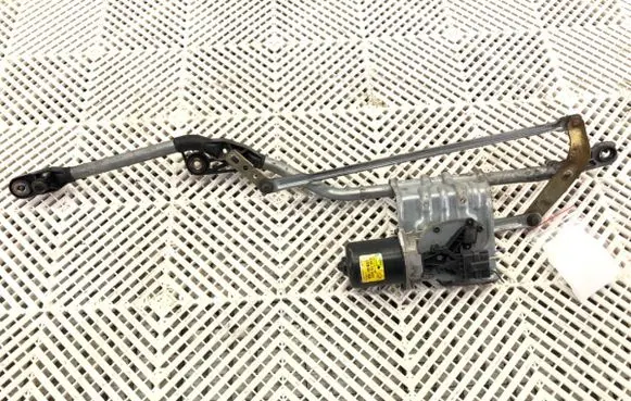 Front wiper linkage and motor