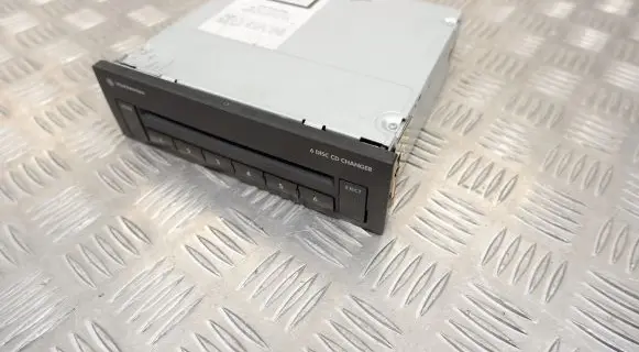 Volkswagen Tiguan CD/DVD changer 1K0035110A