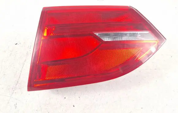 Volkswagen Jetta VI Tailgate rear/tail lights 5C6945260